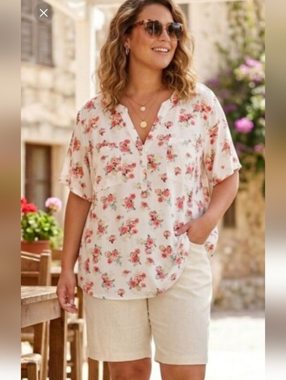 Torrid Cream Pink Pastel Floral V- Neck Harpershort Sleeve Blouse Plus Size 4x